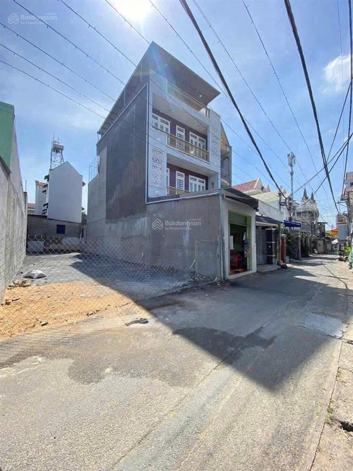 Bán đất tại đường nguyễn ái quốc, tân tiến cũ giá 5,2 tỷ, 150m2, ngay công viên chợ tân phong