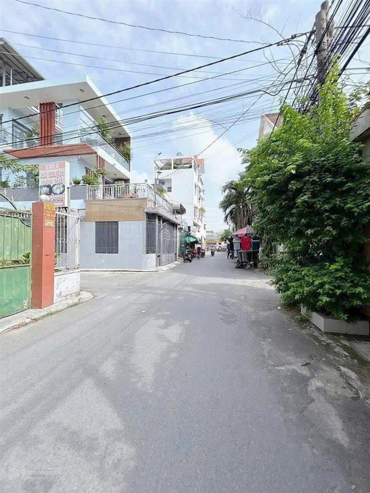 Bán đất tại đường nguyễn ái quốc, tân tiến cũ giá 5,2 tỷ, 150m2, ngay công viên chợ tân phong