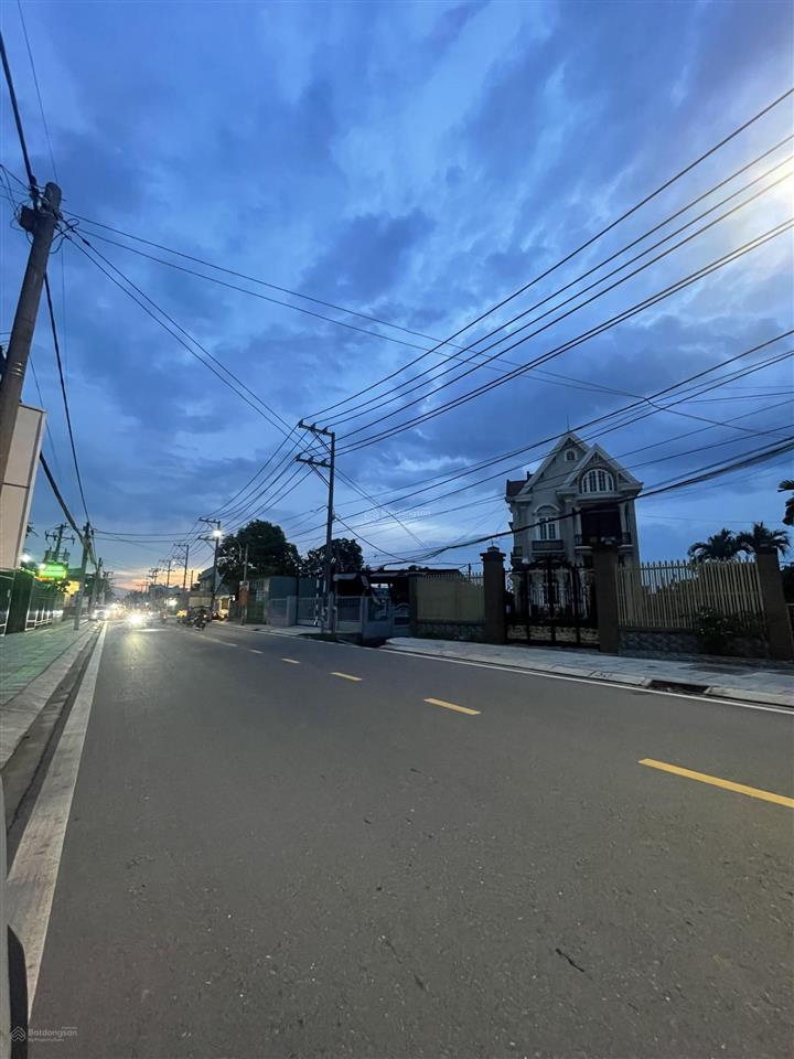 Bán đất tại hoàng minh chánh, 4,5 tỷ, 104m2, mặt tiền 5m, ngõ rộng 12m, view đẹp