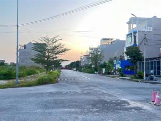 Bán gấp nhà 4 tầng anh dũng 5  trục đường chính  full nội thất  gần vin dương kinhlô áp góc