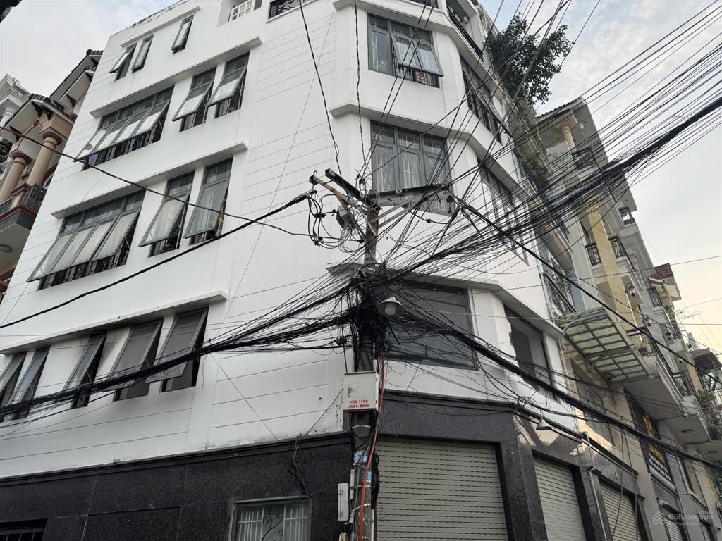 Nhà ngang lớn, tân bình, hẻm 7m, mặt tiền 5,4m. tiềm năng xây dòng tiền cao. giá 9,5 tỷ tl