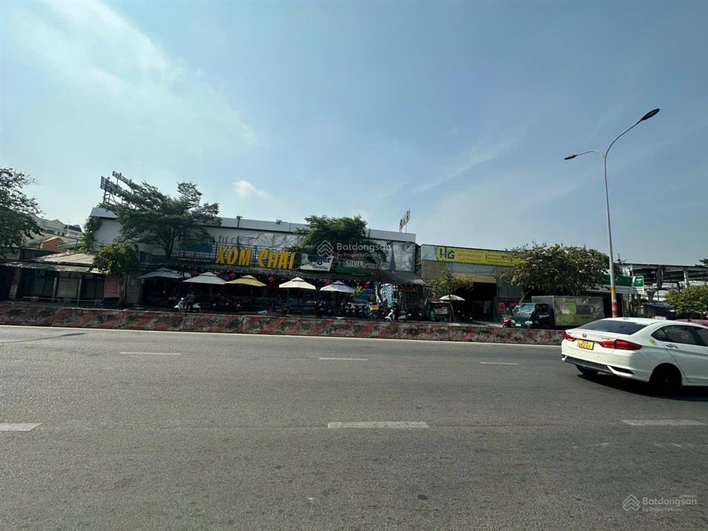 2667m2, 2 mặt tiền lê thị hà, 30x80m giá 93 tỷ, hđt 280 triệu/tháng