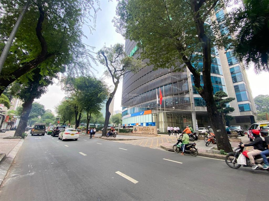 1100m2 góc 2mt ngay phan đăng lưu, phú nhuận, dt 22x46m giá 120 tỷ hđt 350tr