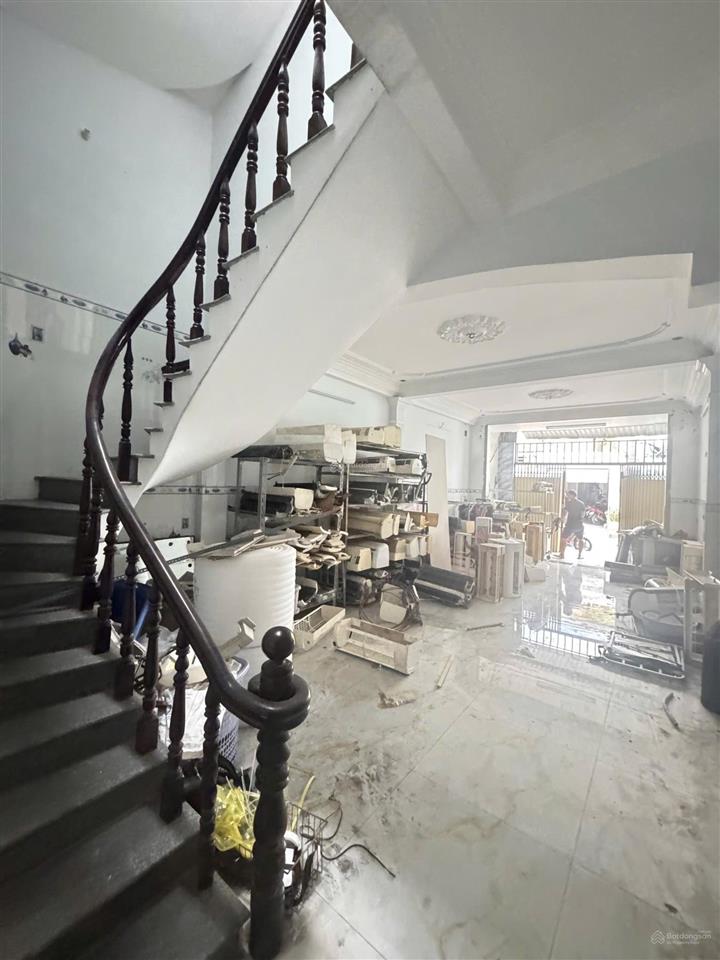 Bán nhà mặt tiền đường trung mỹ tây 3 cách nguyễn ảnh thủ chỉ 150m, quận 12