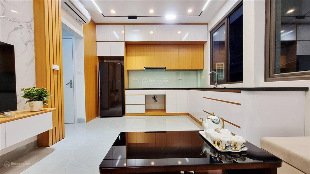 Kim đồnggiáp bátô tô đỗ cửa5m ra phố5 tầngkinh doanh