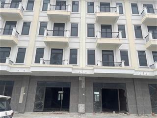 Cắt lỗ bán gâp shophouse ao tiên  vân đồn quảng ninh 5 tầng sẵn sổ giá chỉ 9.5 tỷ  0972 991 ***