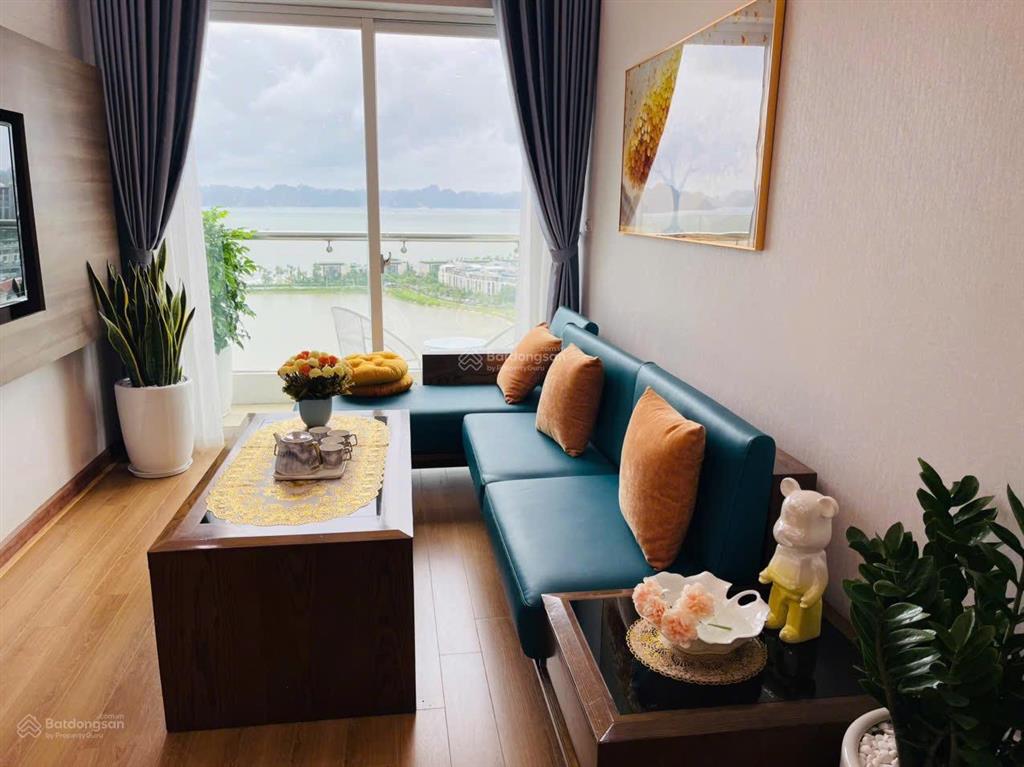Chính chủ cần bán căn hộ 2 ngủ, 2 vệ sinh diện tích 76m², view chính biển cực đẹp, giá tốt