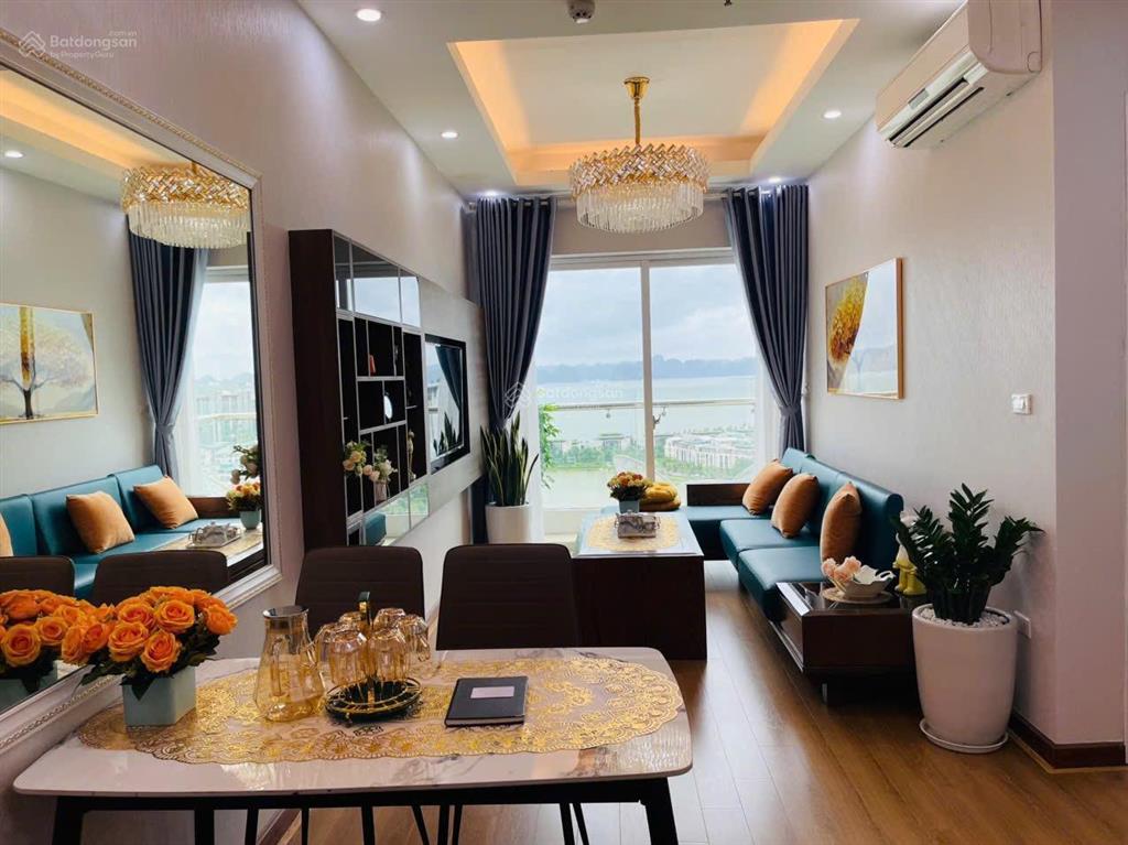 Chính chủ cần bán căn hộ 2 ngủ, 2 vệ sinh diện tích 76m², view chính biển cực đẹp, giá tốt