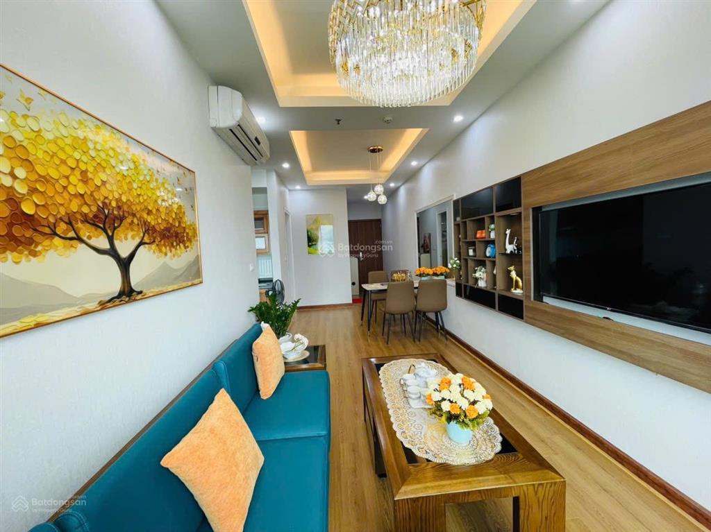 Chính chủ cần bán căn hộ 2 ngủ, 2 vệ sinh diện tích 76m², view chính biển cực đẹp, giá tốt