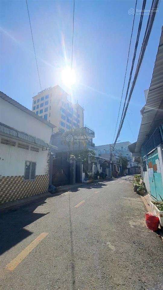 Ngay vincom lê văn việt, hiệp phú, thủ đức nhà cấp 4, 116m2 ngang 5m hiếm có sẵn dòng tiền