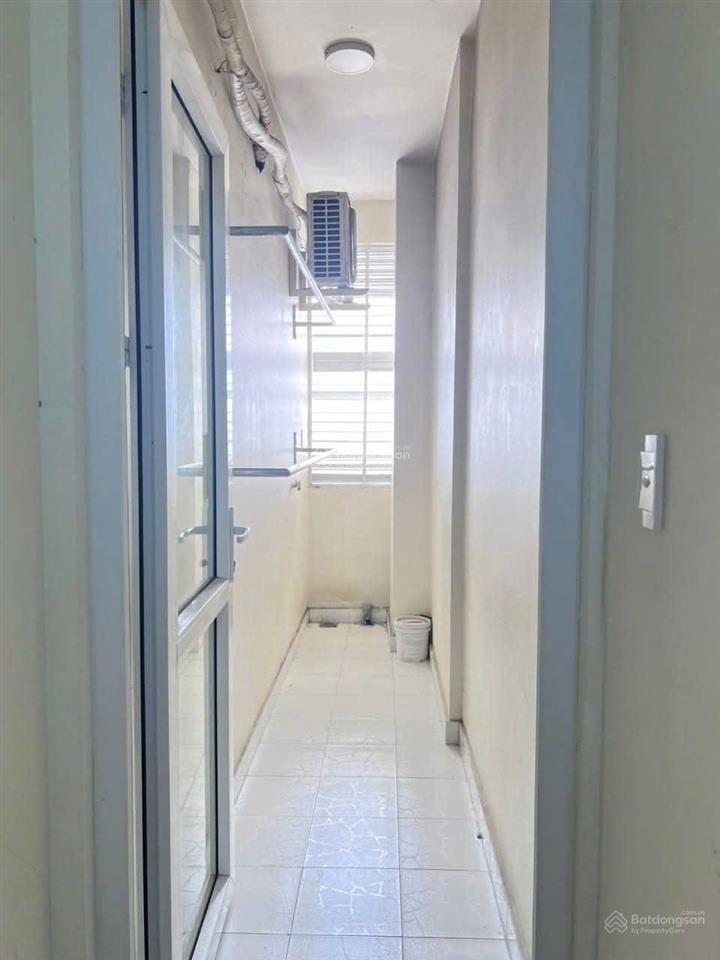 Một căn duy nhất . bán chung cư tô ký. 2pn,2wc. 61m2. không ban công. 0938 379 *** nga