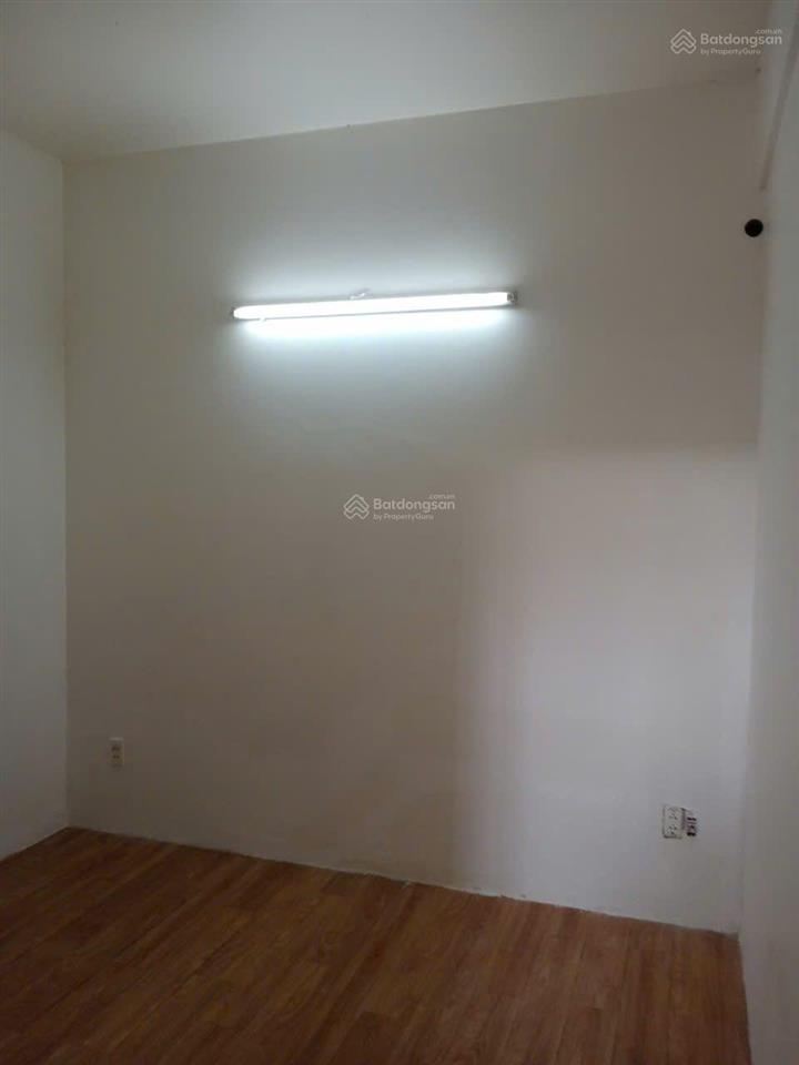 Cho thuê chung cư quân khu 7. bên vinmart.
2pn, 2wc, 80m2. 0938 379 ***