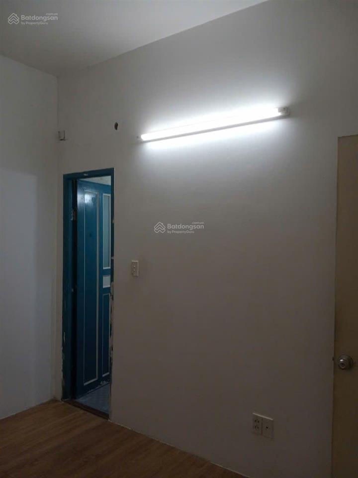 Cho thuê chung cư quân khu 7. bên vinmart.
2pn, 2wc, 80m2. 0938 379 ***