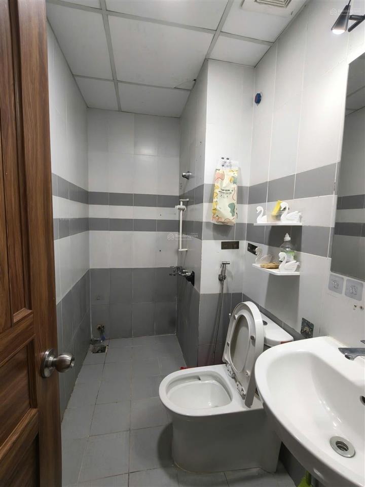 Bán gấp căn chung cư tô ký tower. phường trung mỹ tây. 2pn, 2wc. 61m². 0938 379 *** nga