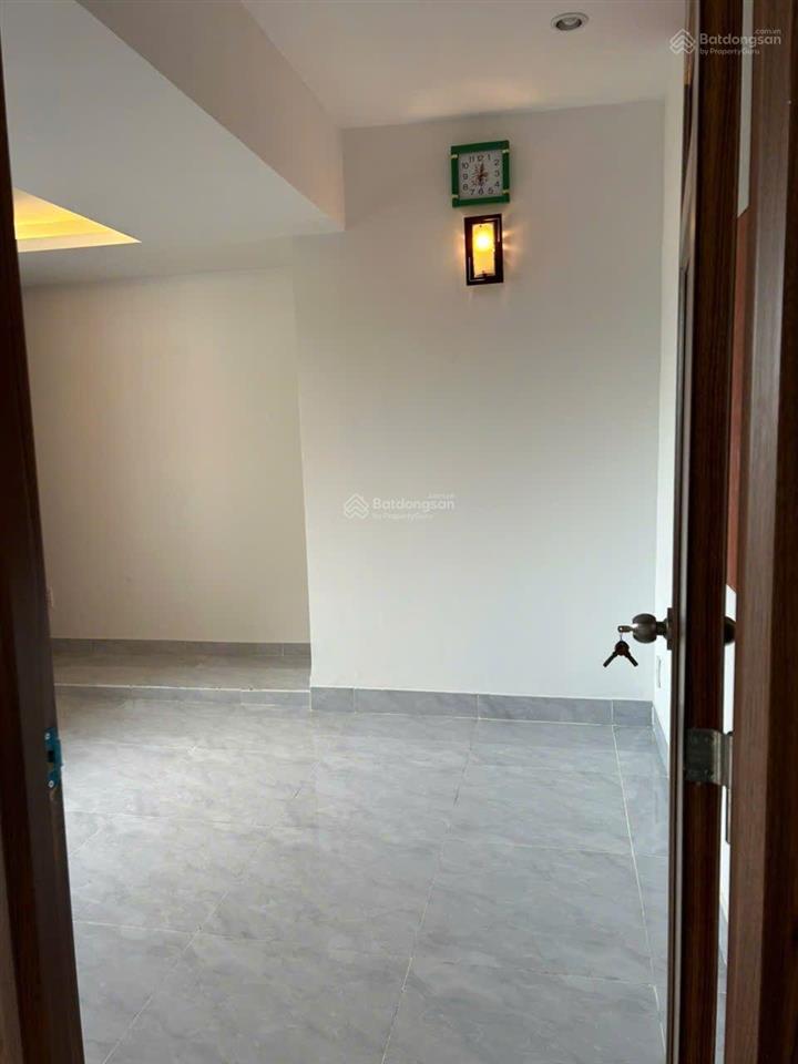 Cho thuê chung cư besco an sương. giáp quốc lộ 1a. 3pn, 2wc, ở liền