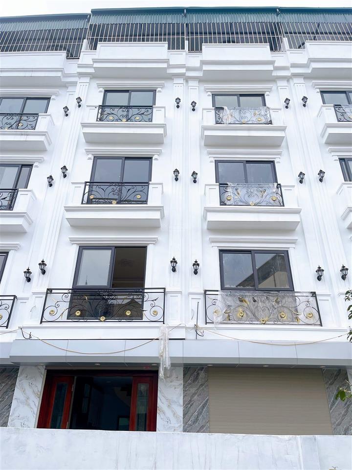 Nhà mới phố nguyễn khoái gần phố oto đỗ cổng 30m/ 5 tầng/ 3 ngủ/ giá chỉ 5,1 tỷ