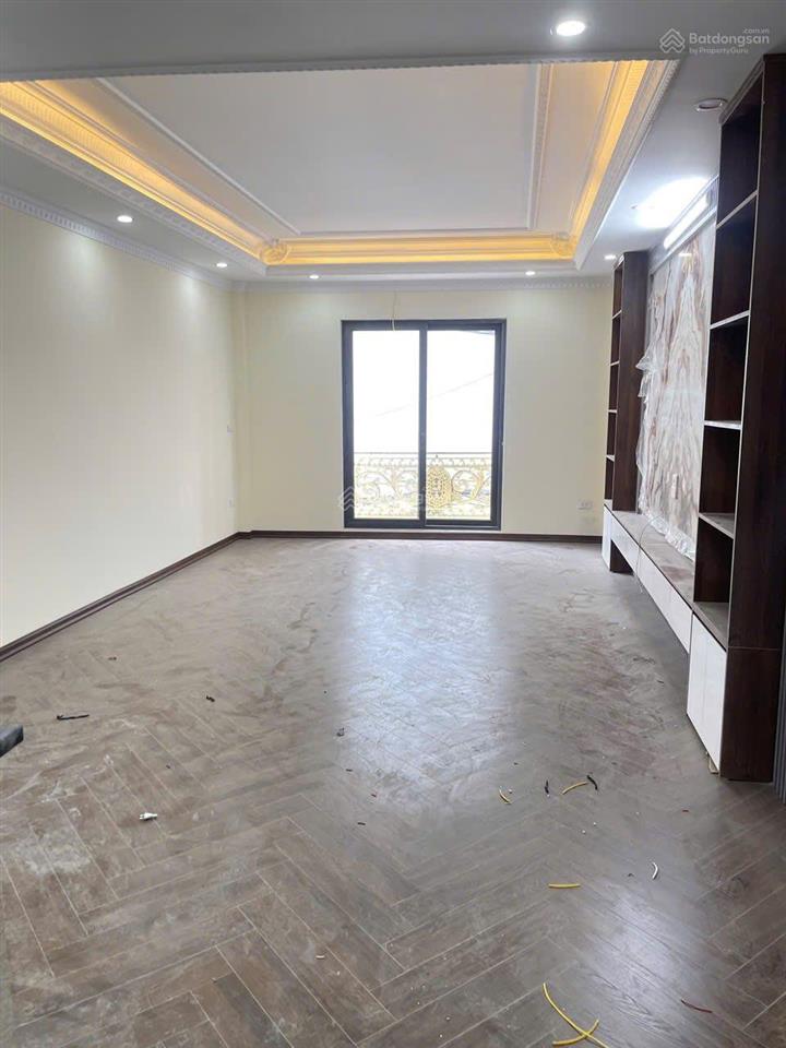 Trung tâm quận hoàng mai 48m/ 6 tầng thang máy/ giá 12,8 tỷ/ ngõ oto tránh
