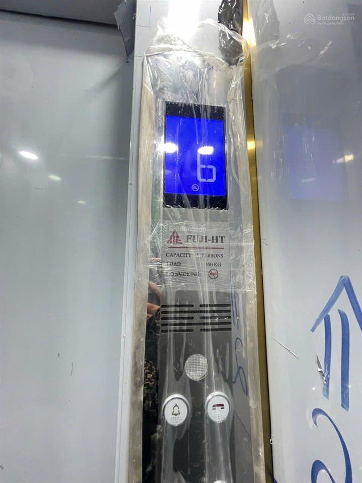 Trung tâm quận hoàng mai 48m/ 6 tầng thang máy/ giá 12,8 tỷ/ ngõ oto tránh