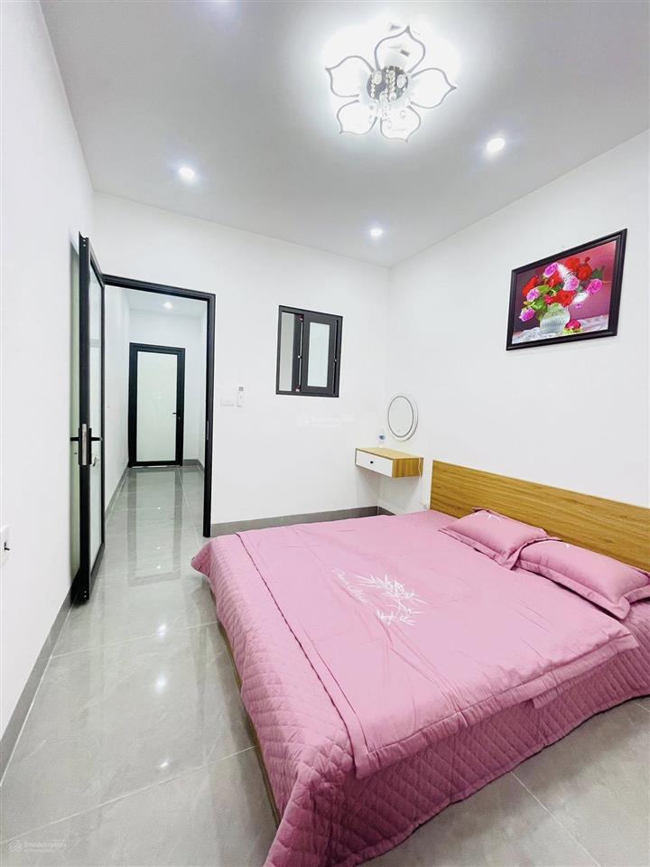 Nhà mới full nội thất phố lĩnh nam 44m2/ 2 tầng/ 2 phòng ngủ, giá chỉ 2,98 tỷ