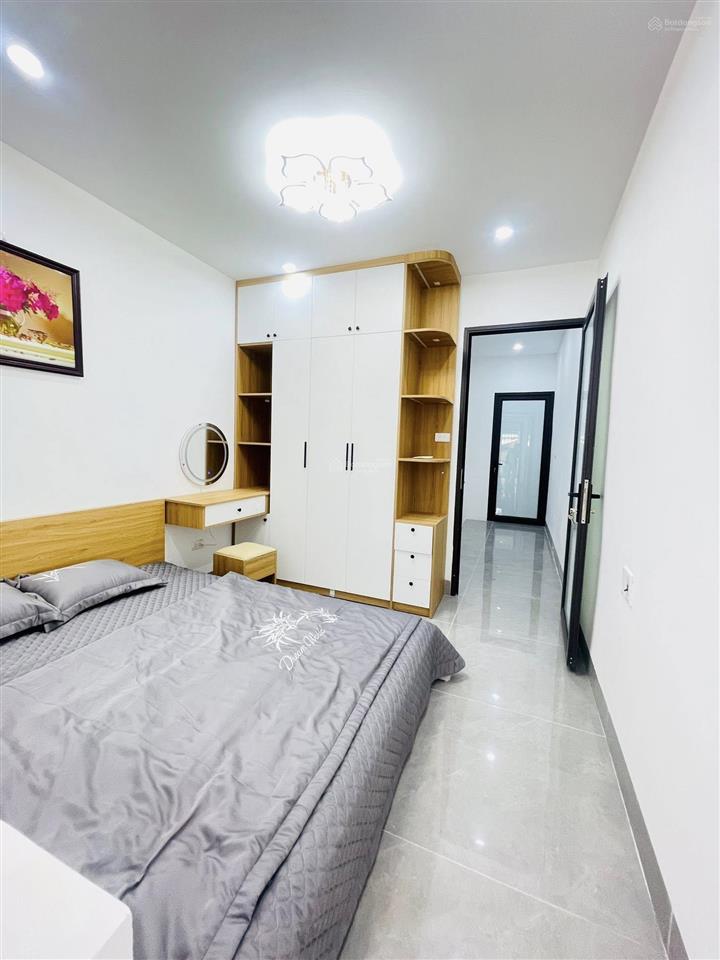 Nhà mới full nội thất phố lĩnh nam 44m2/ 2 tầng/ 2 phòng ngủ, giá chỉ 2,98 tỷ