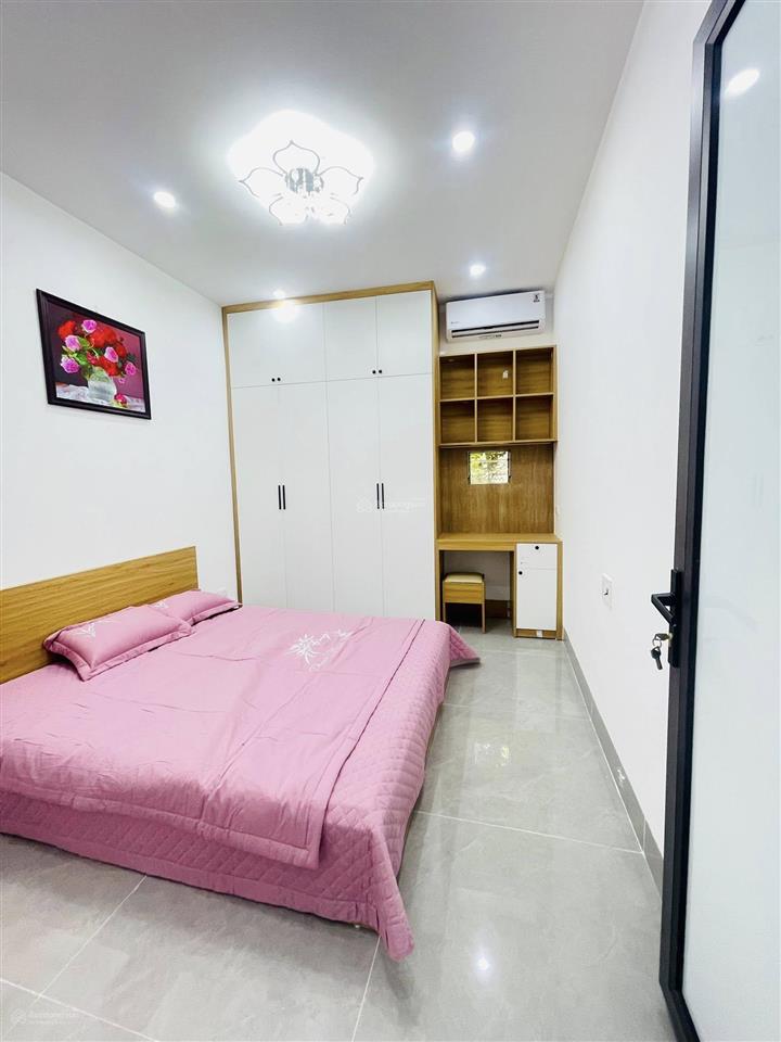 Nhà mới full nội thất phố lĩnh nam 44m2/ 2 tầng/ 2 phòng ngủ, giá chỉ 2,98 tỷ