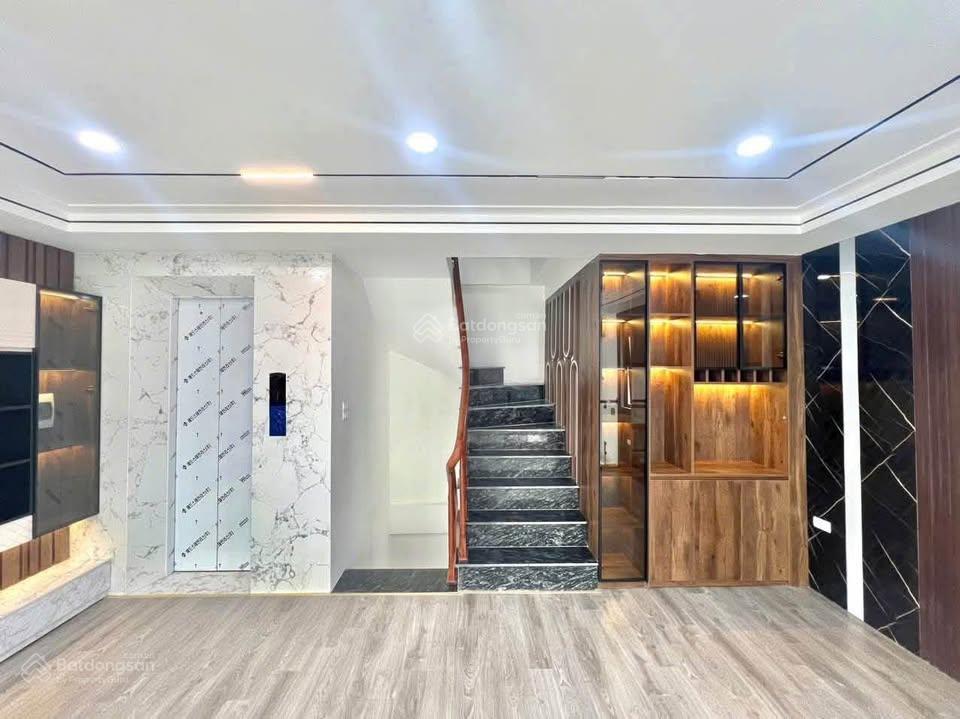 Bán gấp nhà mặt ngõ ô tô tránh phố nam dư 42m²/ 7 tầng thang máy, giá 14,8 tỷ