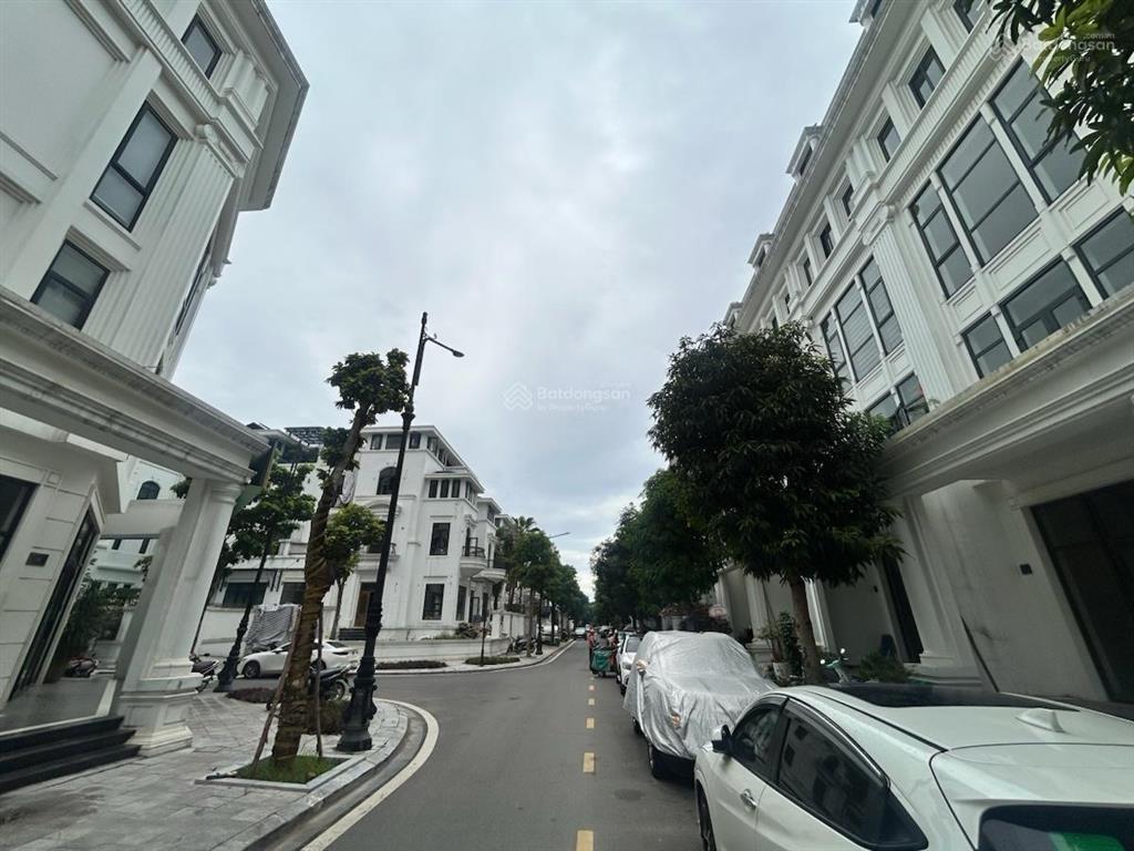 Louis city hoàng mai 100m2/ 5 tầng/ giá 35,5 tỷ đã hoàn thiện