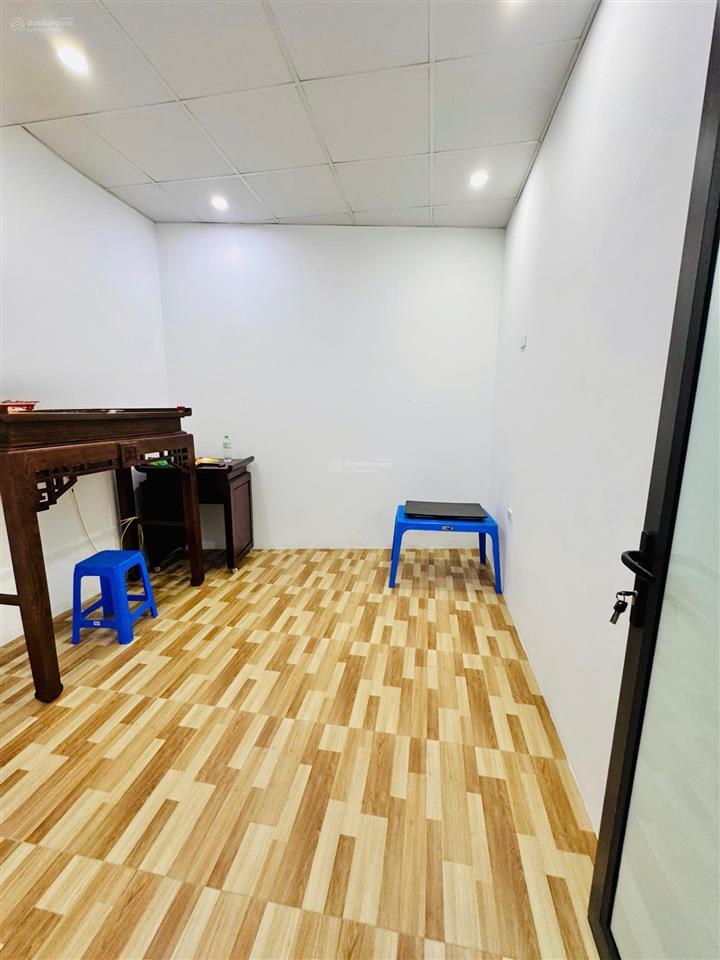 Bán nhà phố nguyễn đức cảnh 25m2/ 3 tầng/ 3 phòng ngủ/ giá 2,98 tỷ