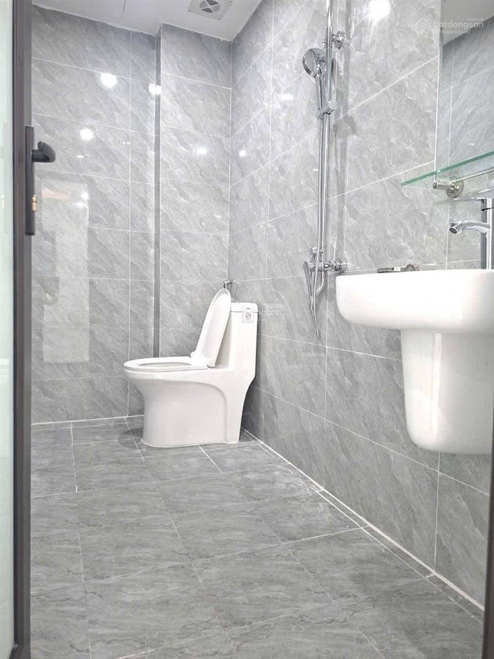 Nhà mới phố đông thiên  vĩnh hưng 28m2 * 5 tầng *3 phòng ngủ, giá 4,95 tỷ