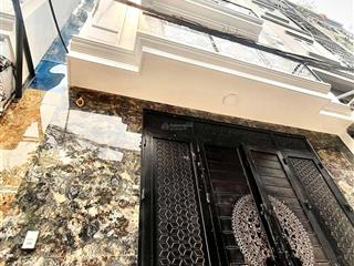 Ngũ nhạc  lĩnh nam nhà mới thang máy full nội thất ô tô đỗ cửa 52m2 *6 tầng * 13,8 tỷ
