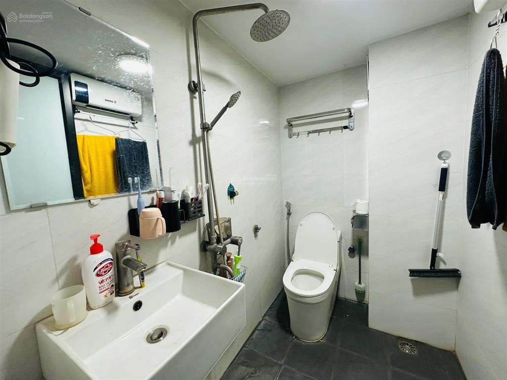 Nam dư nhà đẹp sát ô tô tặng lại toàn bộ nội thất 30m2 * 5 tầng *3 ngủ giá 6,6 tỷ