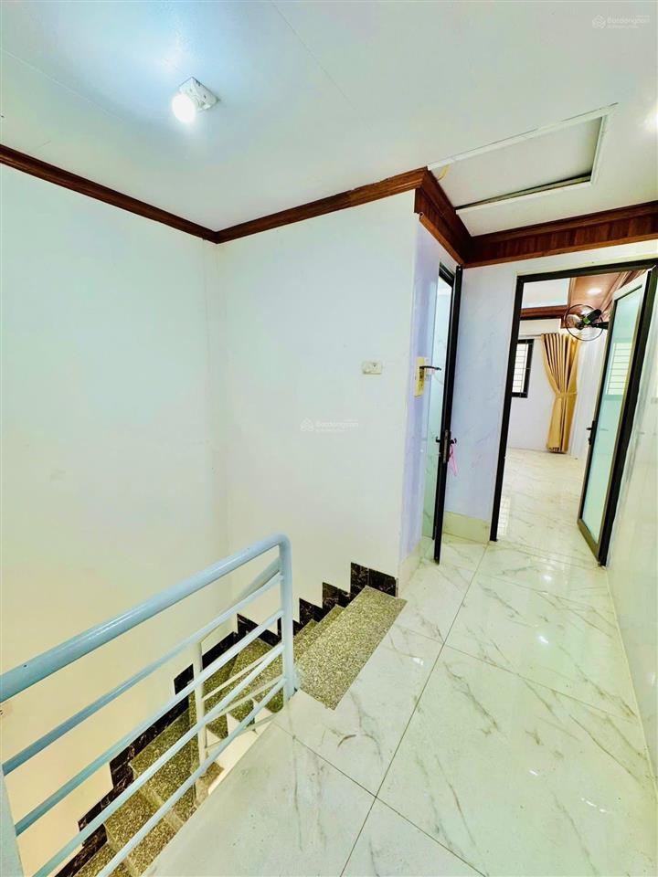 Bán nhà phố đại từ 35m2/ 2 tầng/ 2 phòng ngủ, giá 2,43 tỷ