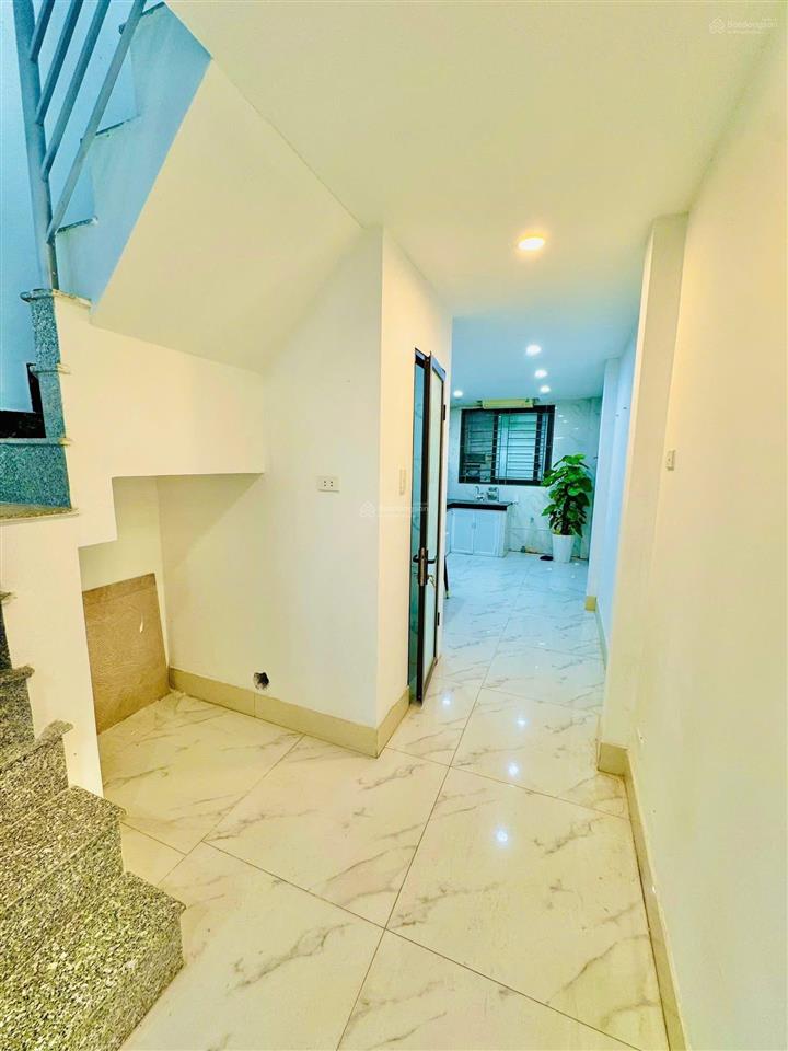Bán nhà phố đại từ 35m2/ 2 tầng/ 2 phòng ngủ, giá 2,43 tỷ