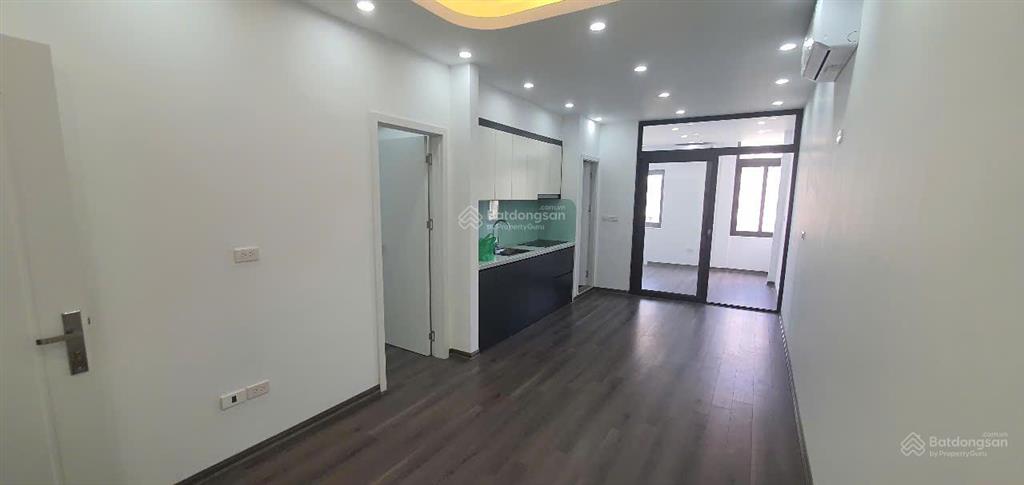 Cần bán gấp căn hộ 2 ngủ, 2 toilet lô góc tại kđt nam trung yên. giá bán có thương lượng