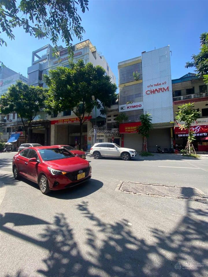 Giảm chào 2 tỷ, bán tòa nhà văn phòng 7 tầng ngoại giao đoàn. giá 380tr/m2 còn thương lượng