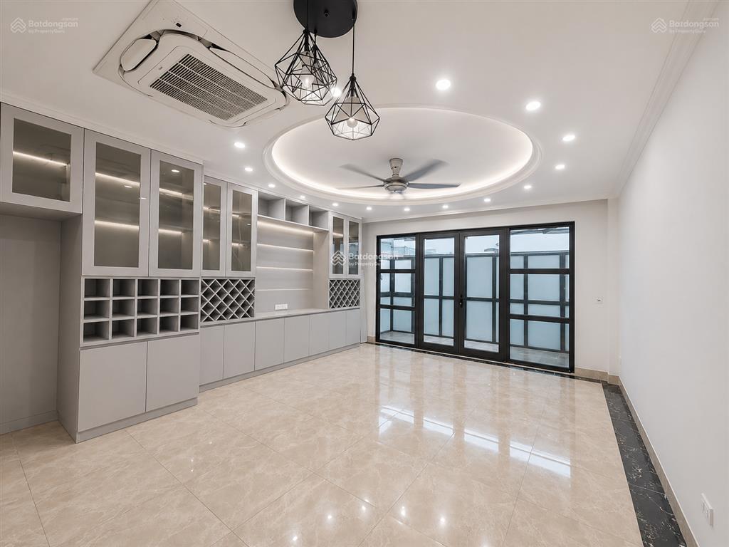 Bán nhà phố trần quang diệu 58m2 x 7 tầng mt 5m thang máy, ô tô k/d 5m đến công viên 1/6 giá 31 tỷ