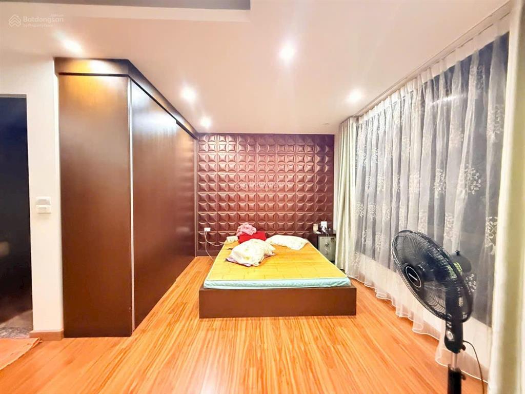 Bán nhà phố nguyễn khang 80m² x 7 tầng, mt 5m ,gần vườn hoa ,ở yên tình 41 tỷ