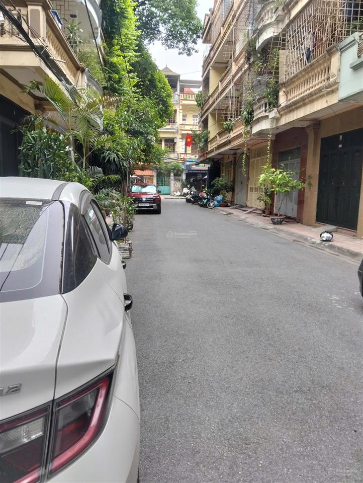 Bán nhà phân lô phố khuất duy tiến 55m 5 tầng mt 4.2m ô tô tránh  kd giá 26 tỷ