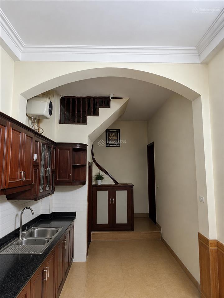 Bán nhà phố trung kính 50m x 5 tầng ô tô tránh kinh doanh nhỏ 24 tỷ