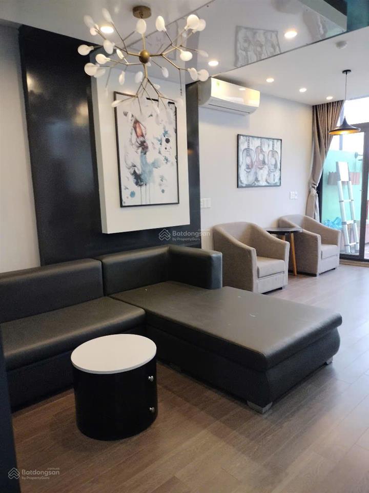 Trí đại bán khách sạn tuần châu, sát bến du thuyền, 11 phòng, full nội thất, vận hành tốt