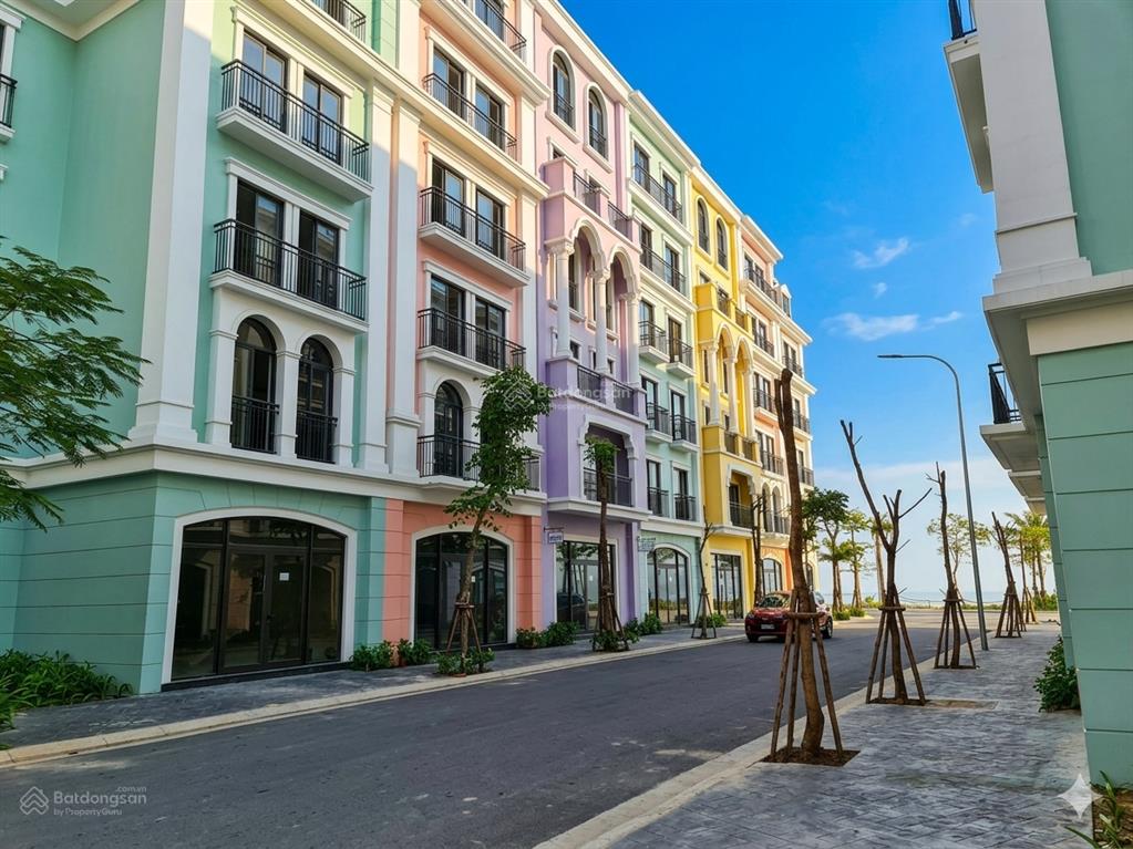 Trí đại siêu phẩm căn góc  aqua city hạ long 135m2  2 mặt tiền đắt giá chỉ 12,x tỷ