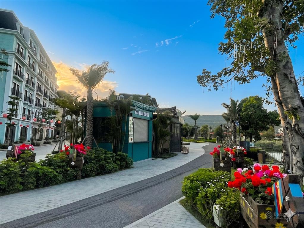 Trí đạiđộc bản liền kề harbor bay view trực diện hồ cảnh quan giá chỉ 10,x tỷ.0973 670 ***