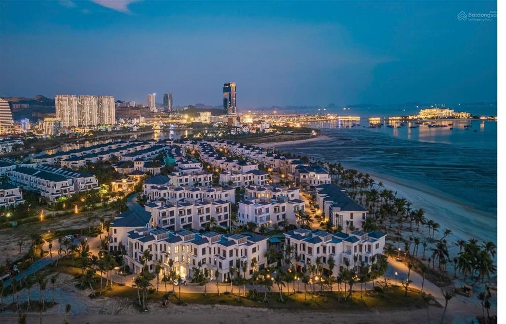 Chính chủ bán biệt thự mặt biển lagoon residence , 175 m2, sổ đỏ giá 35 tỷ. 0973 670 ***