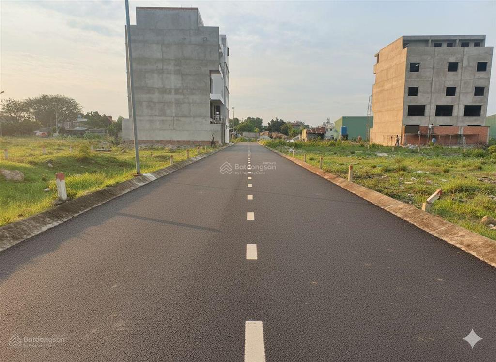 Bán nhà 5 tầng liền kế vành đai 2