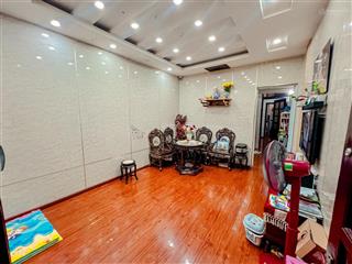 Bán tập thể phố đặng tiến đông  sổ 35/50m2  view thoáng, sáng  giá 4.15 tỷ