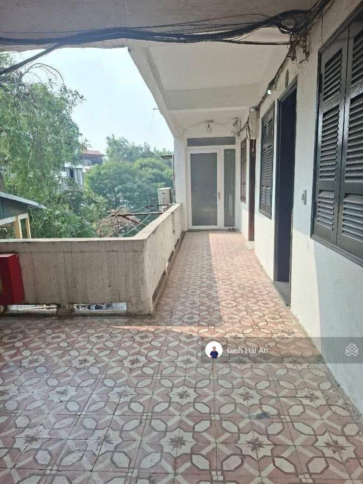 Hiếm! giá đầu tư! tập thể phố hàng lược  sổ 20/45  2pn 1wc  giá chỉ 2.75 tỷ