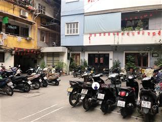 Bán tập thể tầng 2  2pn  1wc khép kín  full nội thất  phố tôn đức thắng