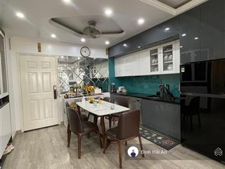 Bán tập thể ngọc khánh  thoáng trước sau  2pn  2wc  giá 4.45 tỷ