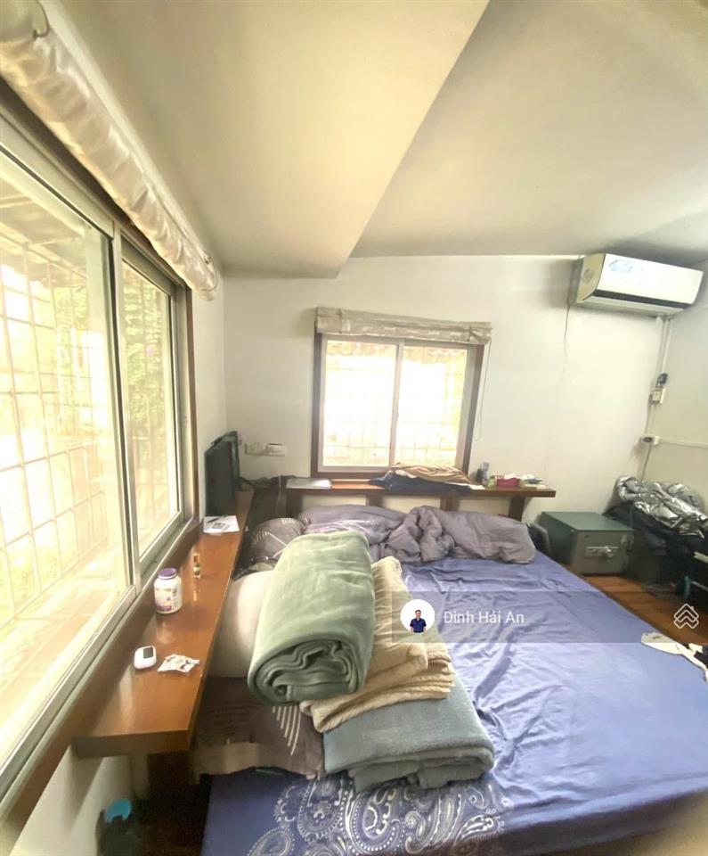 Bán tập thể giảng võ  căn góc cực thoáng  tầng 2  2pn 2wc