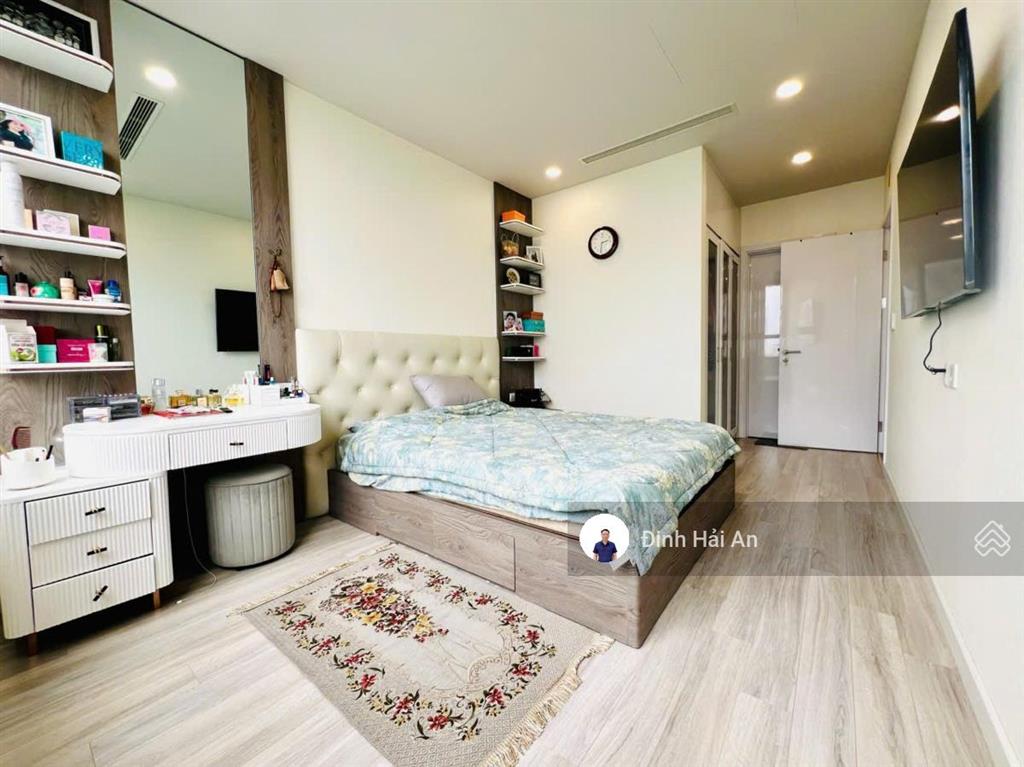 Duy 1 căn  3.9 tỷ  căn hộ 2pn 2wc núi trúc square  giảng võ  ba đình